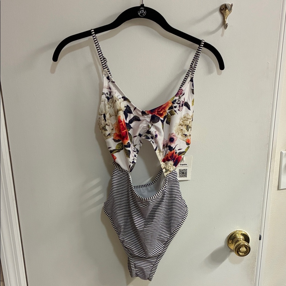 Cupshe Floral & Striped Cutout One-Piece Swimsuit - White, Black, Multi
